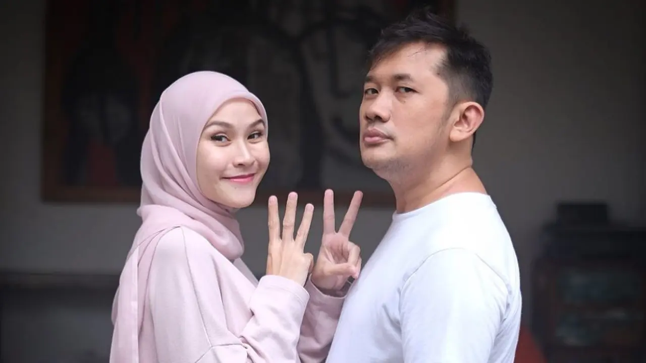 [Fimela] Zaskia Adya Mecca Hamil Anak ke-5