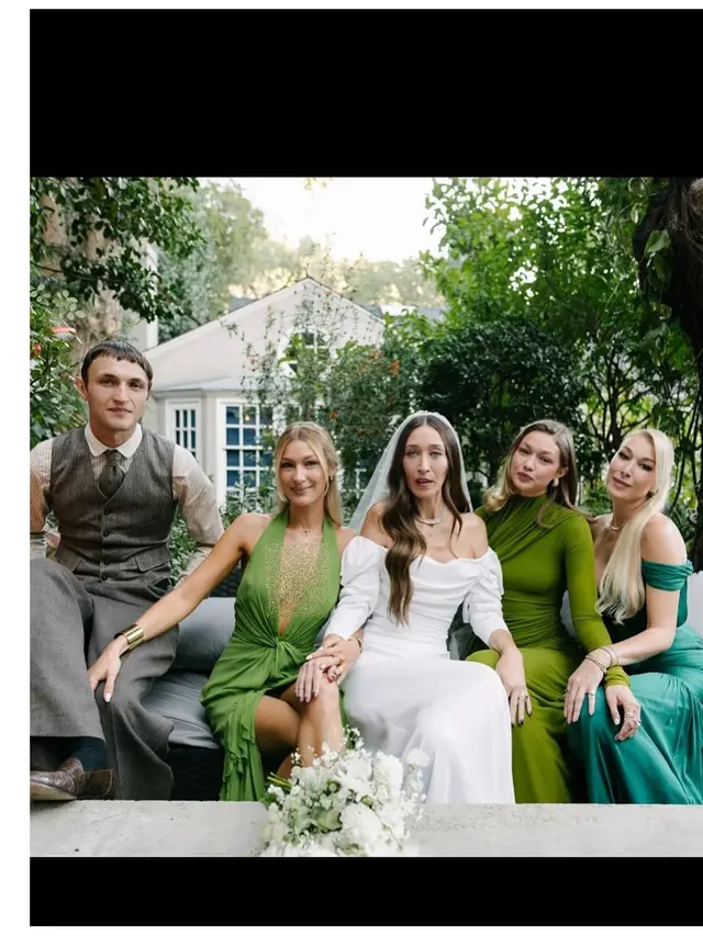 6 Gaya Bella dan Gigi Hadid di Pernikahan Sang Kakak, Kompak Bergaun Hijau Sage