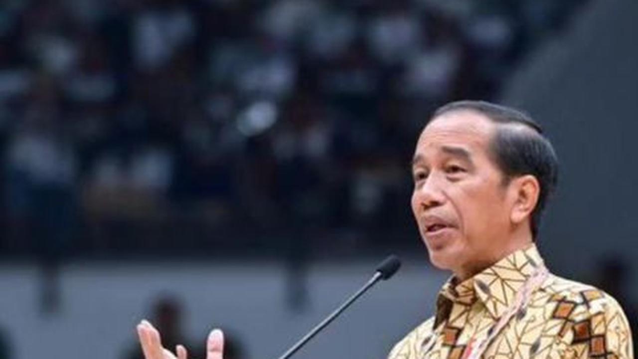 VIDEO: Presiden Jokowi Bantah Peristiwa Prabowo Tampar Wakil Menteri
