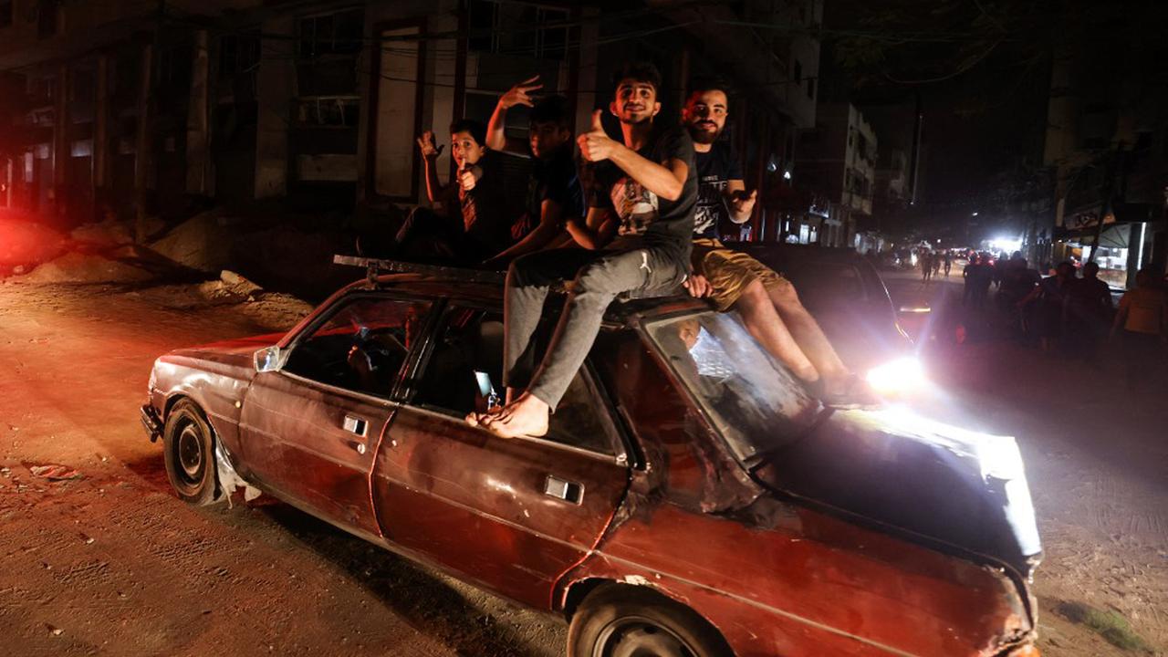 FOTO: Warga Gaza Rayakan Gencatan Senjata Israel - Hamas