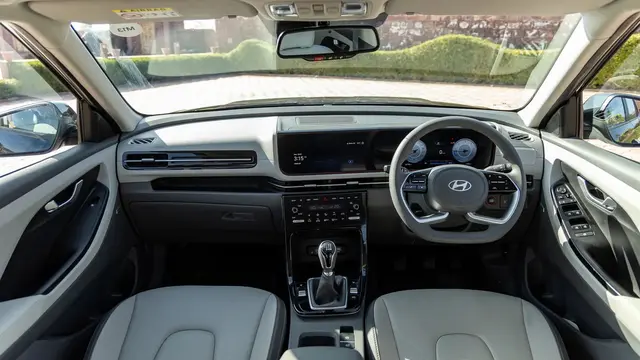 Foto intaian interior Hyundai Creta N Line (Cardekho)