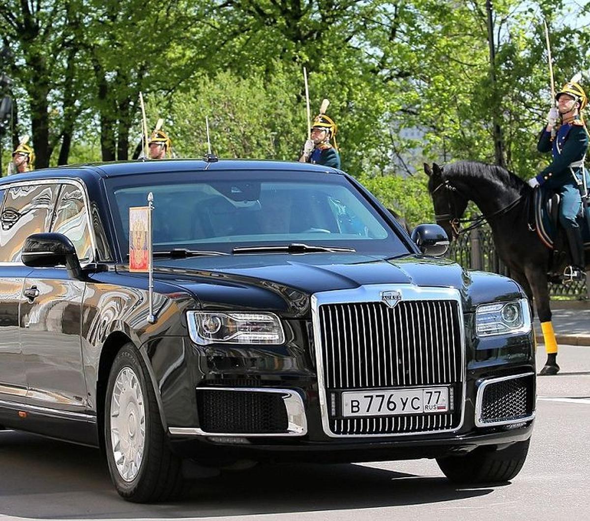 2. Mobil Presiden Rusia Vladimir Putin