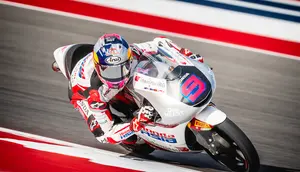 Veda Ega Pratama pada kualifikasi Moto3 Amerika Serikat di Sirkuit Austin hari Sabtu (28/03/2026) malam WIB. (Honda Team Asia)