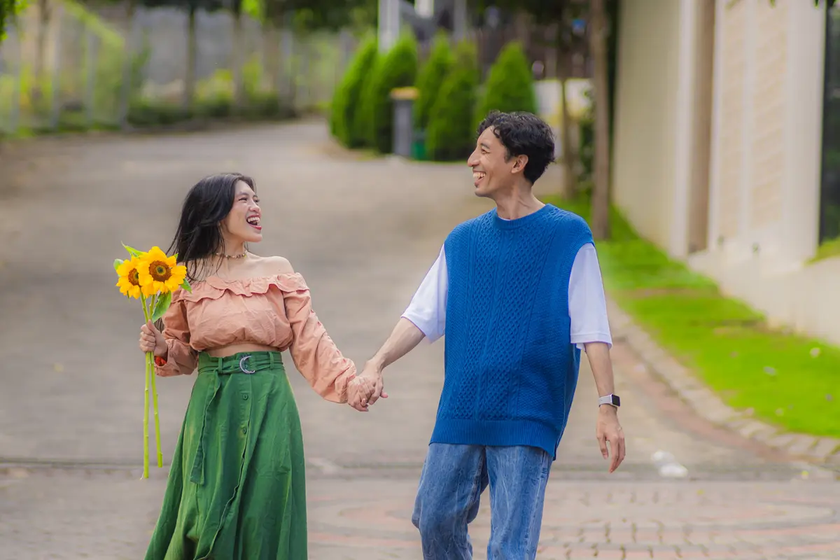 couple desember bahagia bersama