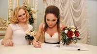 Salah Satu dari Lesbian Ini Seorang Pria