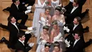 Penari pria saat mengajak pasangannya menari pada pembukaan acara tradisional tahunan Opera Ball di Wina, Austria, Kamis (23/2). Uniknya dalam acara Opera Ball ini para peserta diwajibkan mengenakan pakaian pengantin. (HERBERT NEUBAUER/APA/AFP)