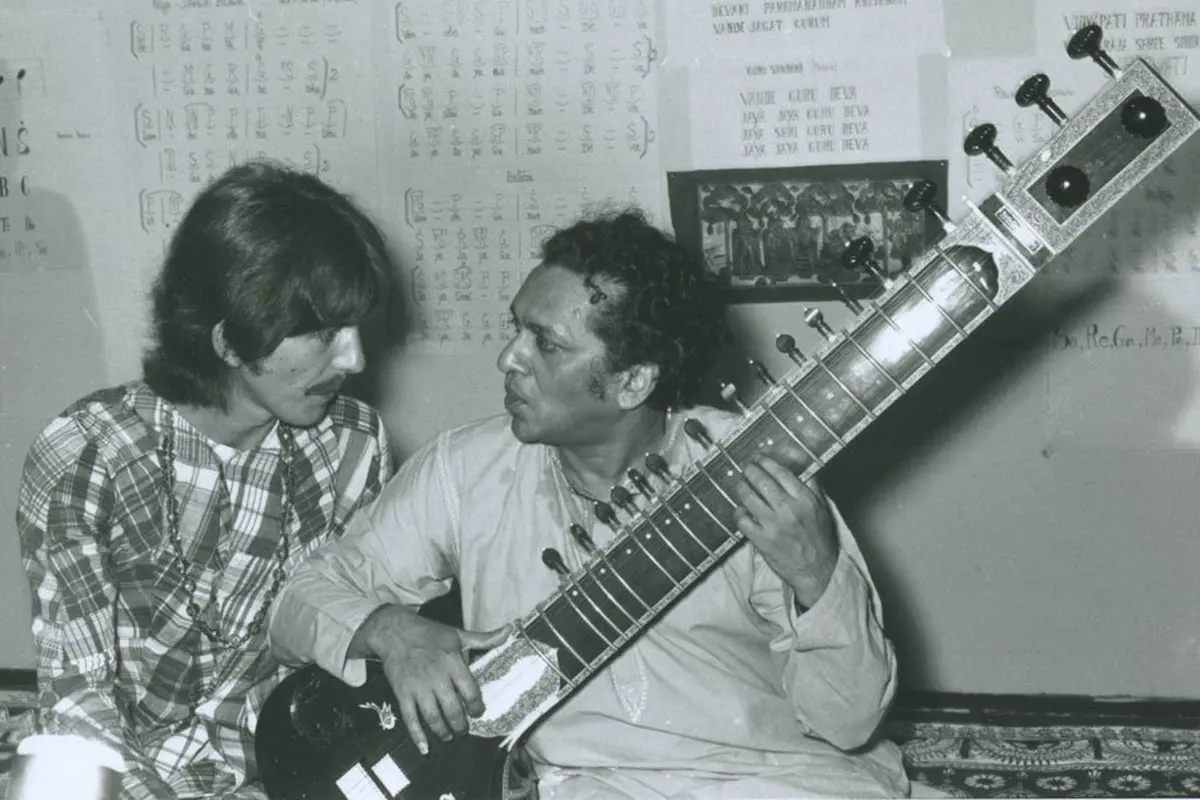 [Bintang] George Harrison dan Pandit Ravi Shankar