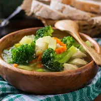 ilustrasi sayur brokoli/Timolina/Shutterstock