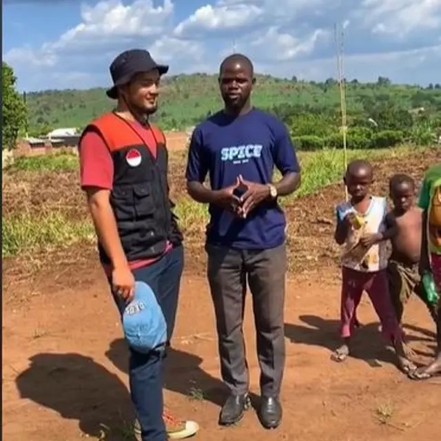 Tak Hanya di Indonesia, Ivan Gunawan Juga Bangun Masjid di Uganda Afrika