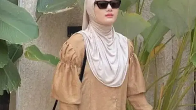 Gamis Dinda Hauw (Foto: Merdeka.com)