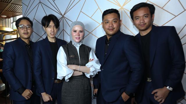 Angel Lelga saat peluncuran Angel Token di kawasan Senayan, Selasa (1/3/2022) (Budy Santoso/Kapanlagi.com)