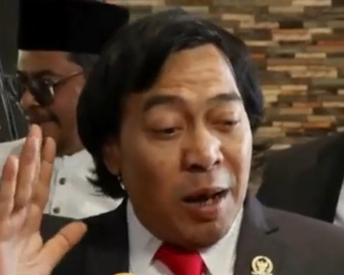 Pernyataan Komeng