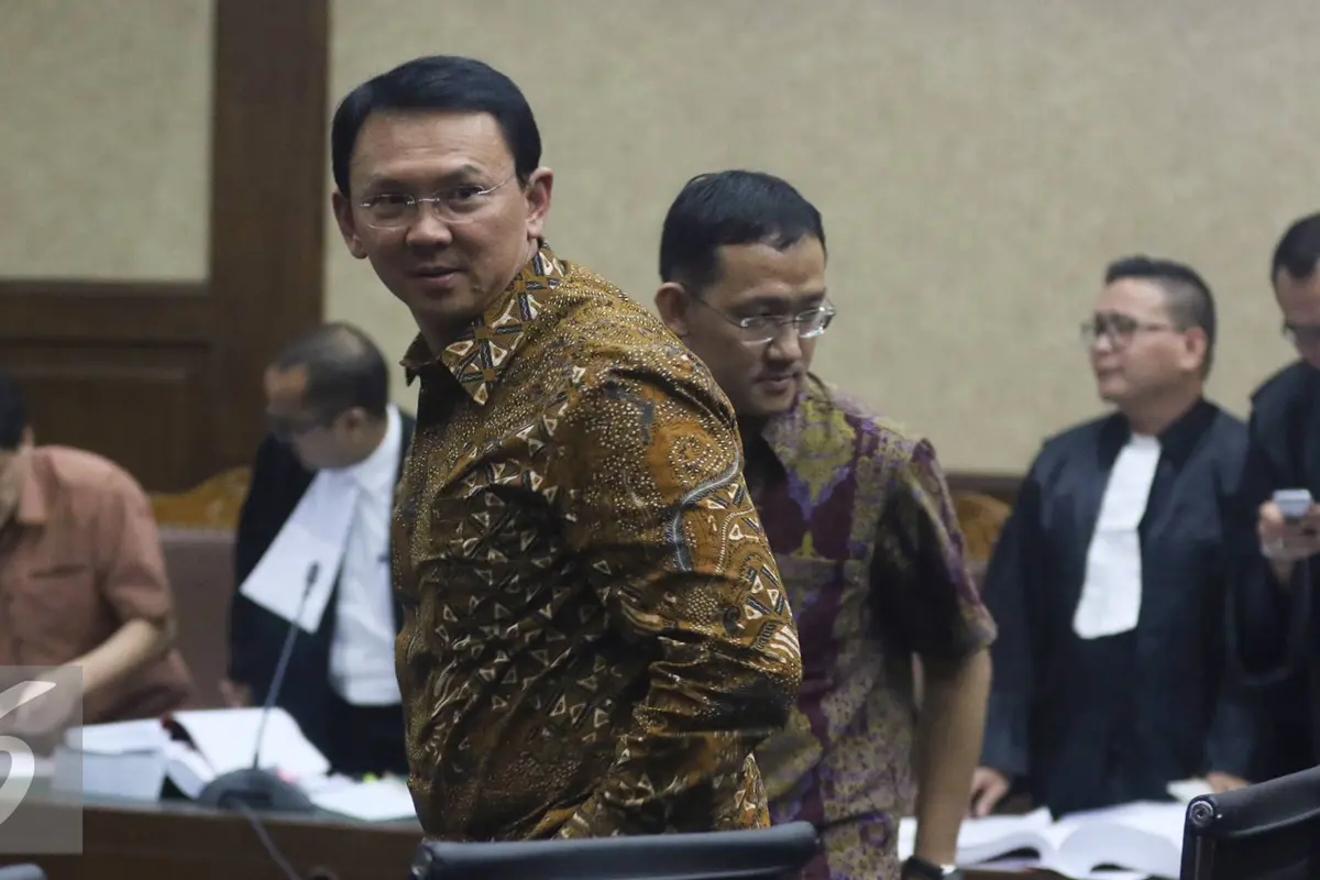 20160725-Wajah Tegang Ahok saat Jadi Saksi Persidangan Kasus Reklamasi Jakarta