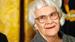 11 Juli 1960: Harper Lee dan Fenomena To Kill a Mockingbird