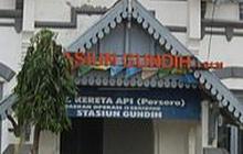 Melihat Keunikan Stasiun Gundih di Grobogan, Bangunan Klasik Bergaya Arsitektur Indische Empire