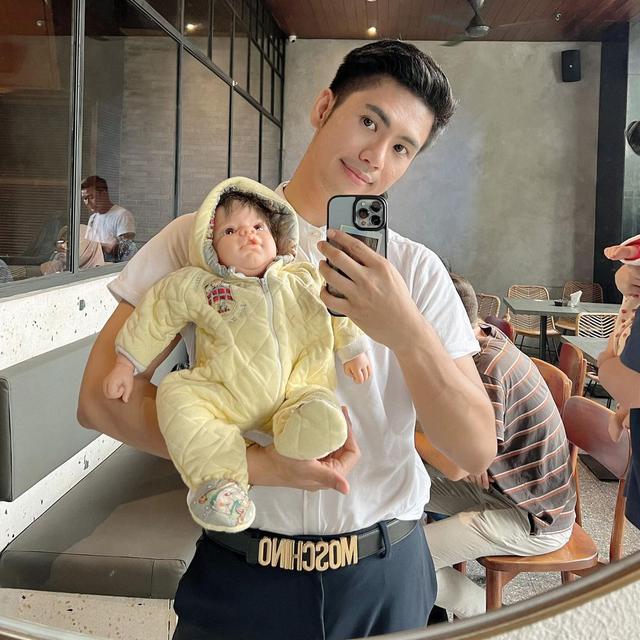 Ricky Cuaca Sewot Disebut Syirik Karena Pamer Boneka Spirit Doll. (instagram.com/rickycuaca)