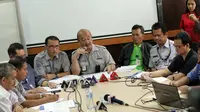 Kementerian Perhubungan melakukan jumpa pers terkait hilang kontaknya pesawat AirAsia QZ8501, Jakarta, Minggu (28/12/2104). (Liputan6.com/Faizal Fanani)