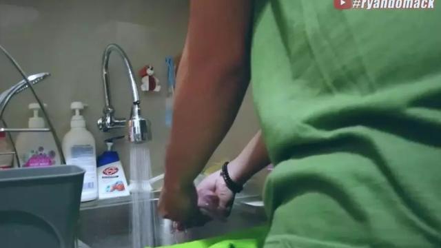 Wastafel Sederhana Namun Tetap Fungsional