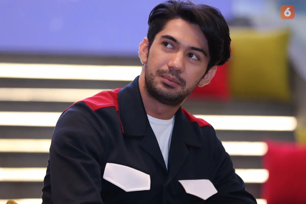 [Fimela] Reza Rahadian