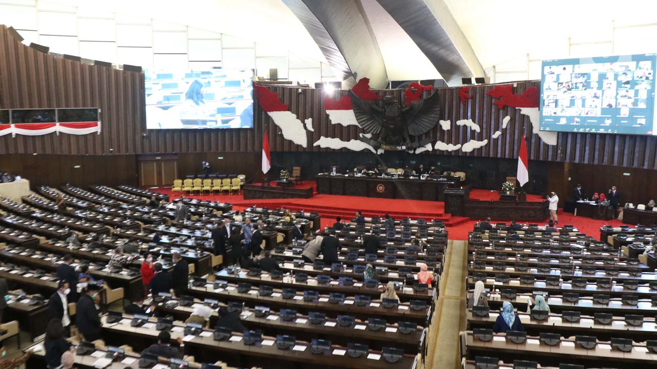 DPR Gelar Sidang Pembuka Masa Persidangan IV