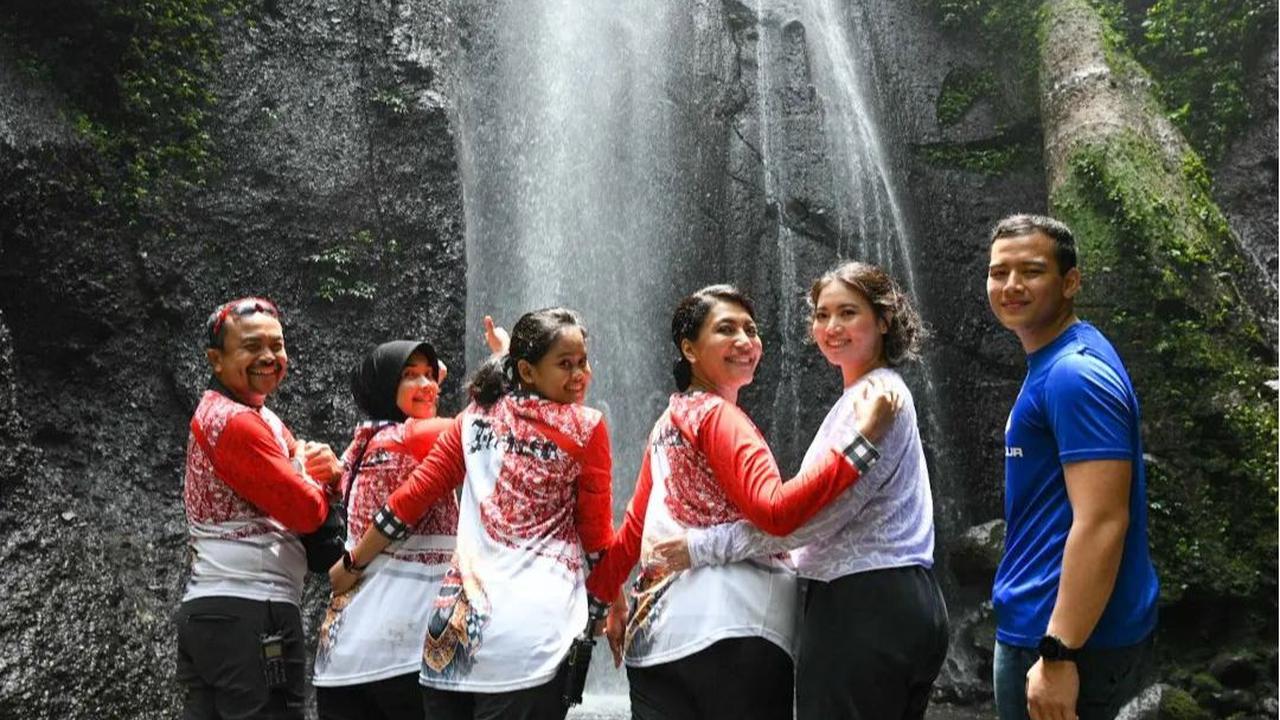 Momen Seru Wisata ke Curug Nangka <br>