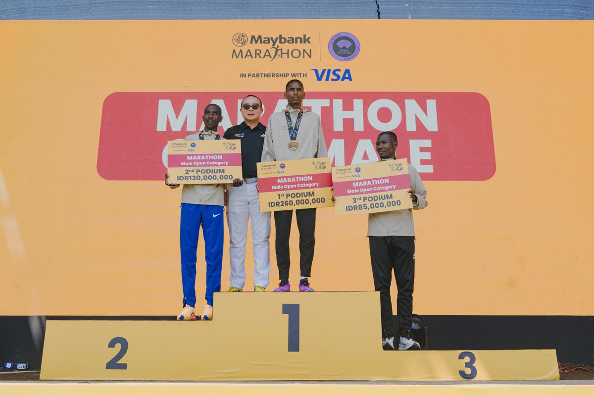Michael Kimani  memenangi lomba lari Maybank Marathon 2026