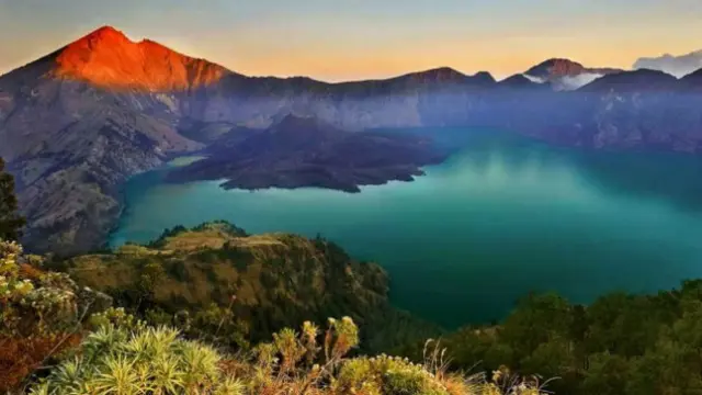 Geopark Indonesia tersertifikasi UNESCO.