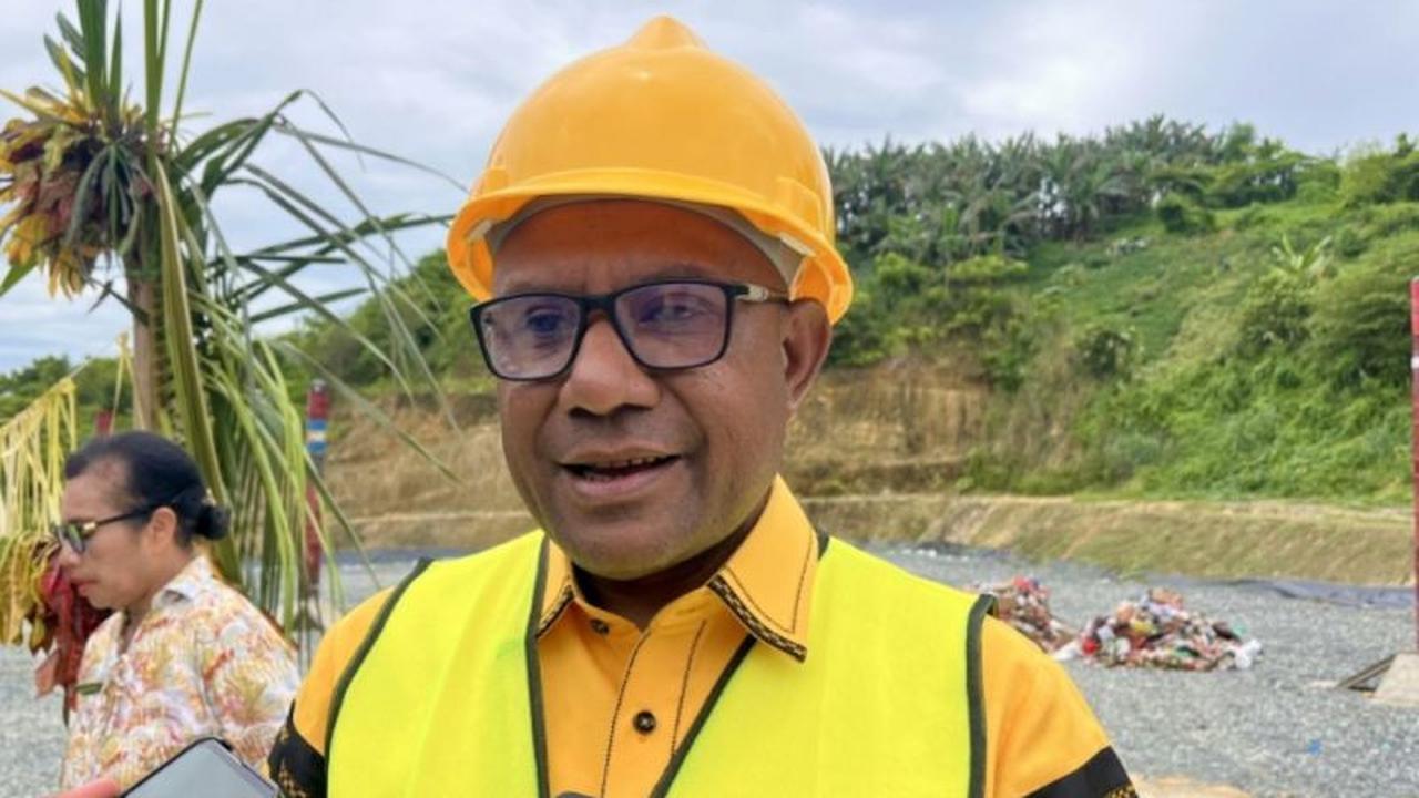 DLHK Jayapura Perkuat KSM dalam Pengelolaan Sampah untuk Atasi Tantangan Lingkungan