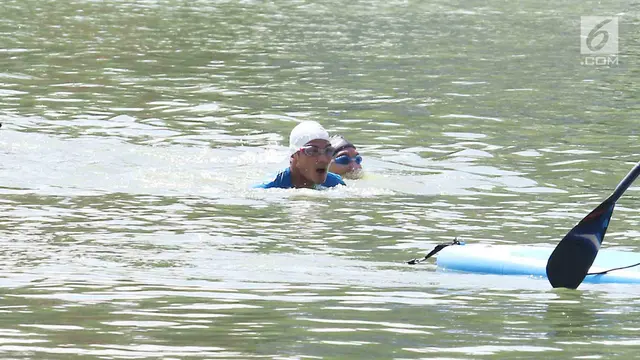 Sambil Ngopi, Menteri Susi Kalahkan Sandiaga Uno Arungi Danau Sunter