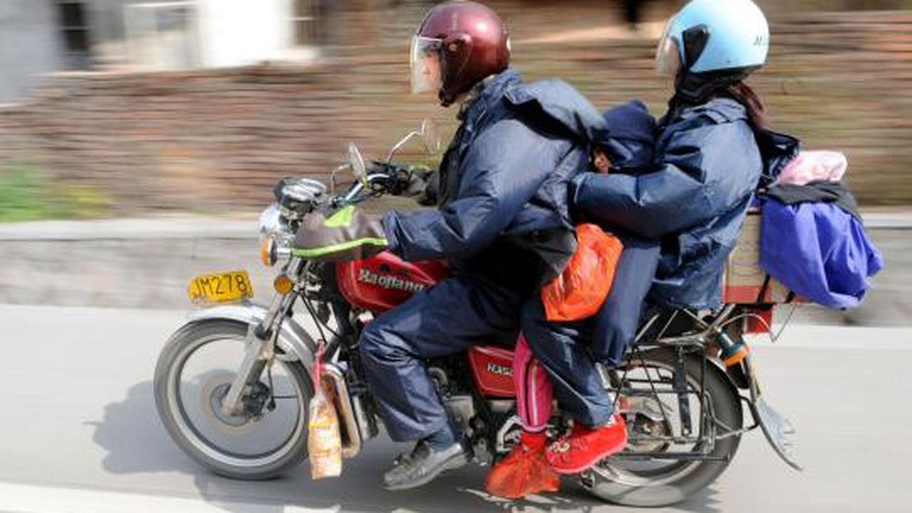 Rayakan Imlek, puluhan ribu warga China mudik naik motor