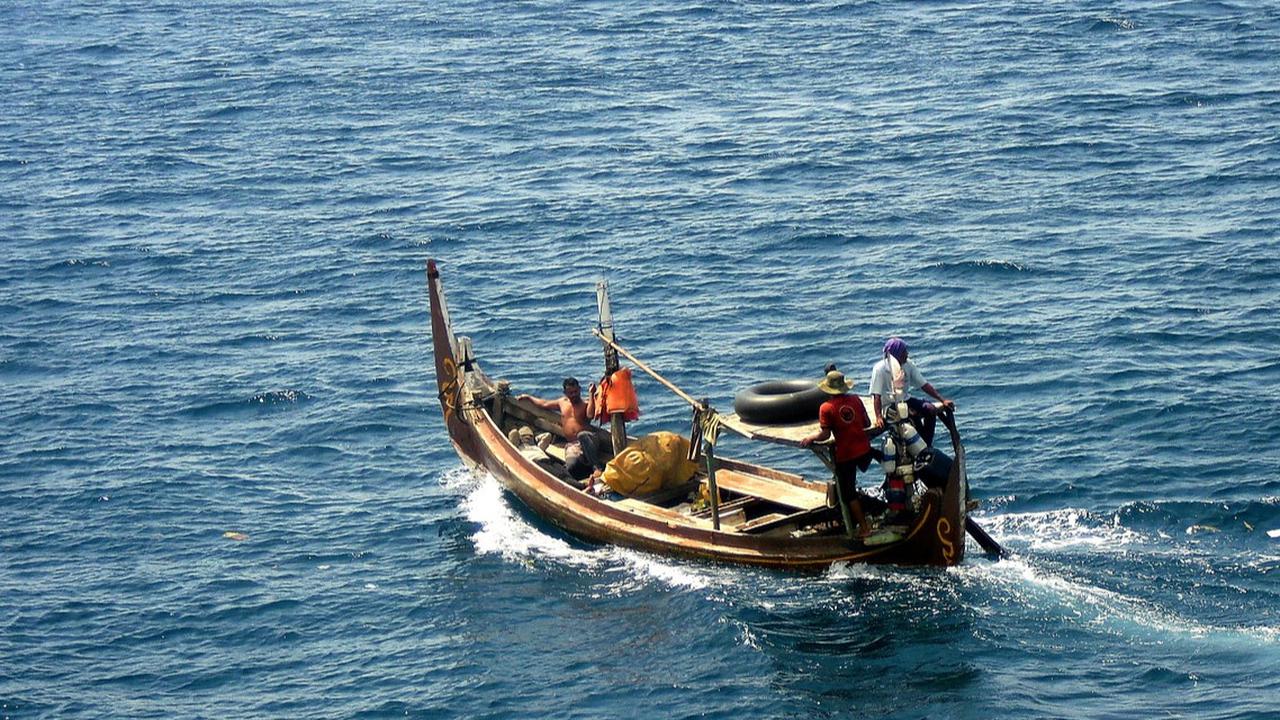 Ngumbai Lawok, Cara Masyarakat Pesisir Lampung Ungkapkan Rasa Syukur Kepada Penguasa Laut