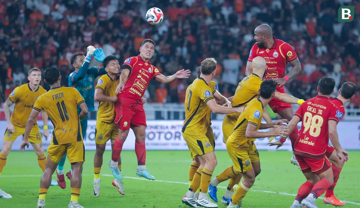 Melihat situasi klasemen BRI Super League 2025/2026 saat ini ada potensi besar bagi Persib Bandung, Borneo FC Samarinda, Persija Jakarta, dan Malut United untuk bersaing ketat di zona perebutan gelar juara hingga akhir musim. (Bola.com/M Iqbal Ichsan)