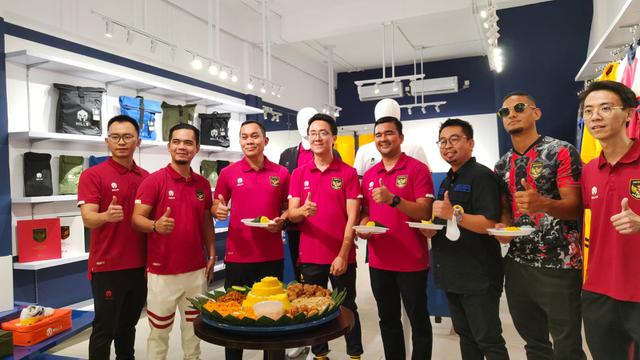 Apparel Timnas Indonesia, Mills.