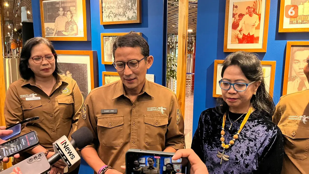 Menparekraf Sandiaga Uno saat ditemui wartawan di Hari Radio Nasional pada Rabu, 11 September 2024