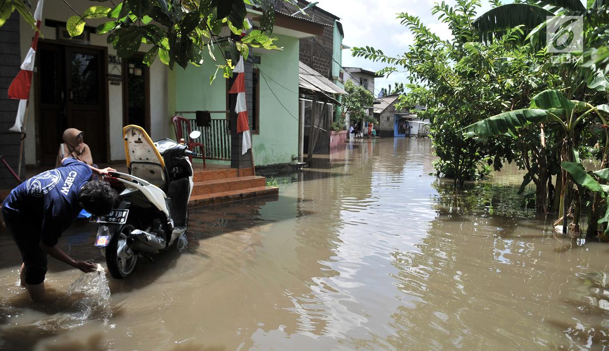 Foto Hujan Guyur Jakarta