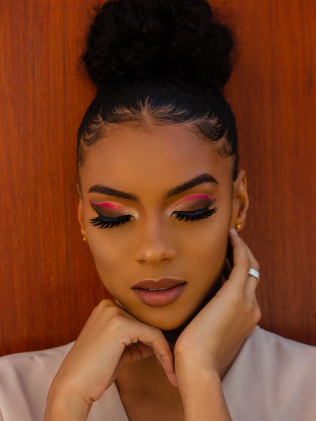 5 Tips Menggunakan Makeup Modern agar Wajah Terlihat Lebih ...