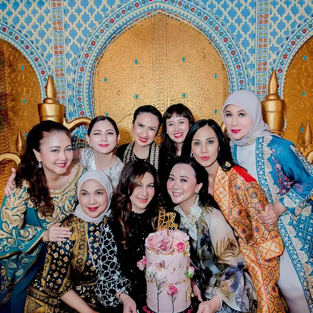 Potret 9 Artis Wanita Ulang Tahun di Bulan Ramadan 2025, Kumpul Bareng hingga Bukber