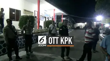 Tim Satgas Komisi Pemberantasan Korupsi (KPK) kembali melakukan operasi tangkap tangan (OTT). Kali ini tim penindakan menyasar wilayah Kepulauan Riau (Kepri).