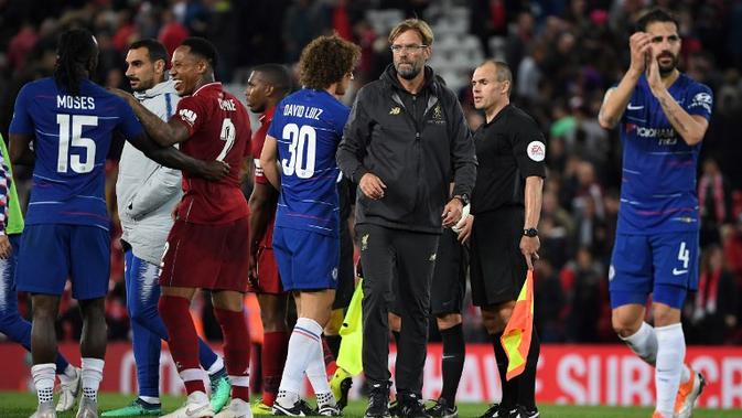 Laju Liverpool di Piala Liga Inggris 2018-2019 harus terhenti di babak ketiga setelah takluk 1-2 dari Chelsea. (AFP/Paul Ellis)