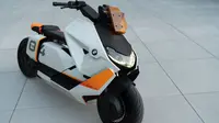 BMW Motorrad semakin siap meluncurkan skuter listrik Definition CE 04 (Carscoops)