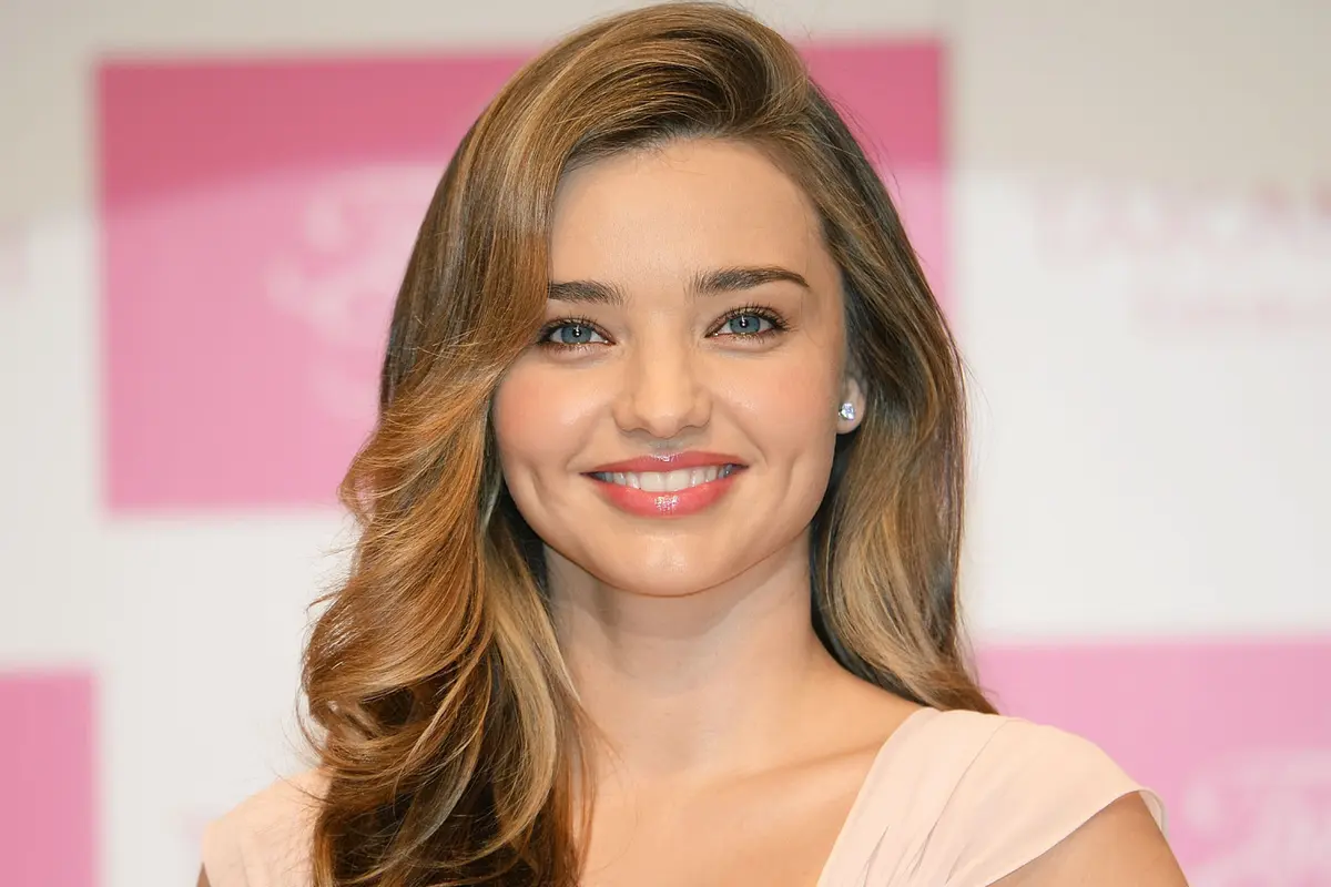 Rahasia Kulit Bayi Miranda Kerr, Hirup Asap Teh Hijau