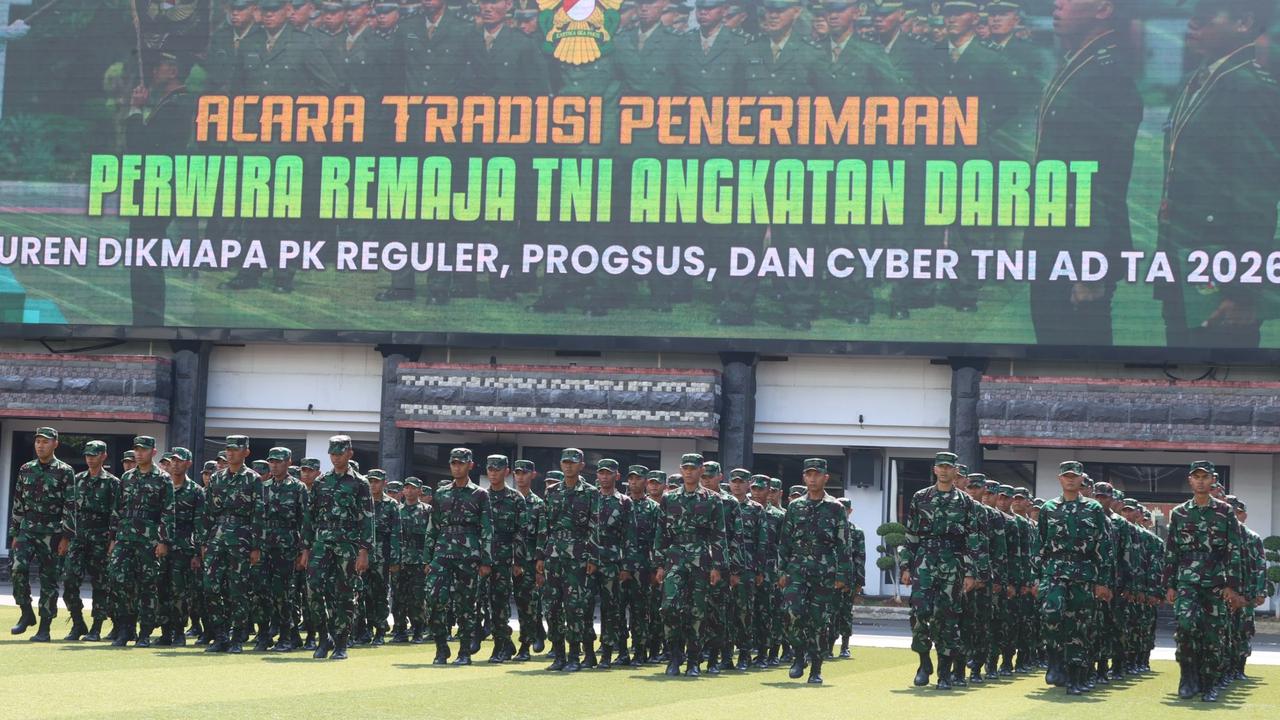 FOTO: Wakasad Pimpin Penerimaan Perwira Remaja TNI AD Tahun 2026