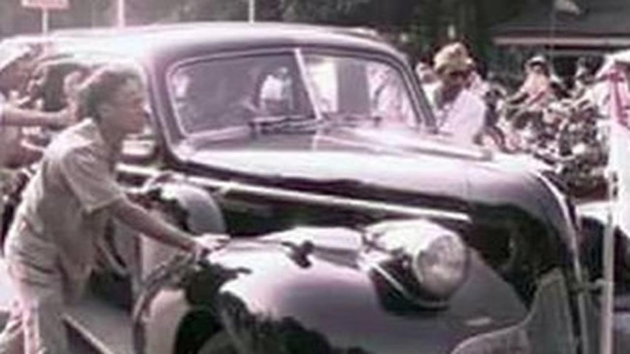 <b>Mobil Kepresidenan Pertama Soekarno</b>
