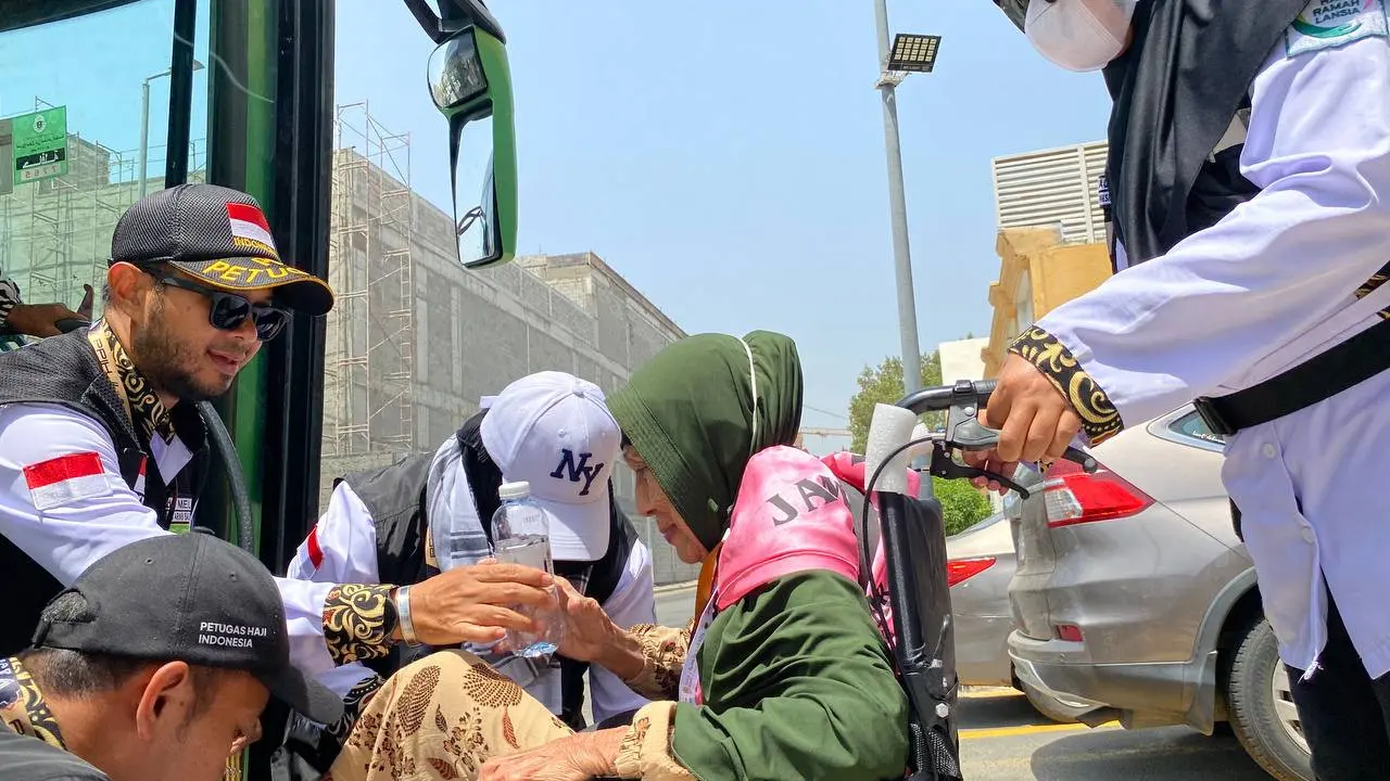 Jelang Puncak Haji, 300 Jemaah Lansia dan Disabilitas Dipindah Hotel untuk Safari Wukuf