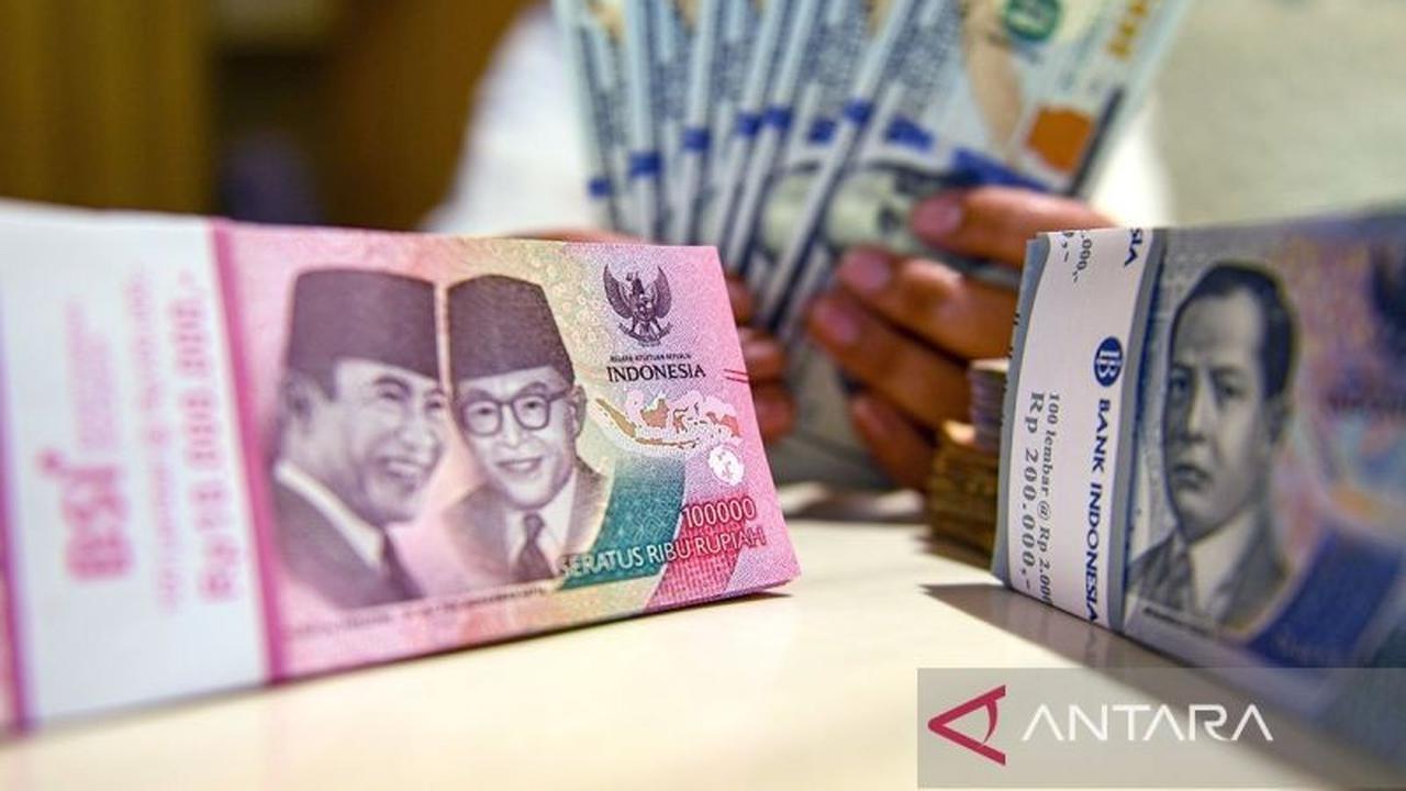 Rupiah Melemah Tajam, Defisit Fiskal APBN 2025 Melebar Jadi Pemicu Utama