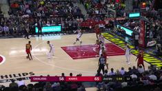 LeBron James dan Kevin Love membawa Cleveland Cavaliers taklukkan Atlanta Hawks dengan skor 121-114.