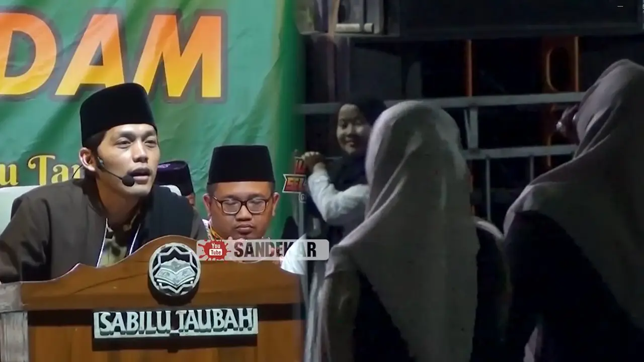 Karina, jemaah Gus Iqdam yang tolak skincare (SS: YT Sandekar ST)