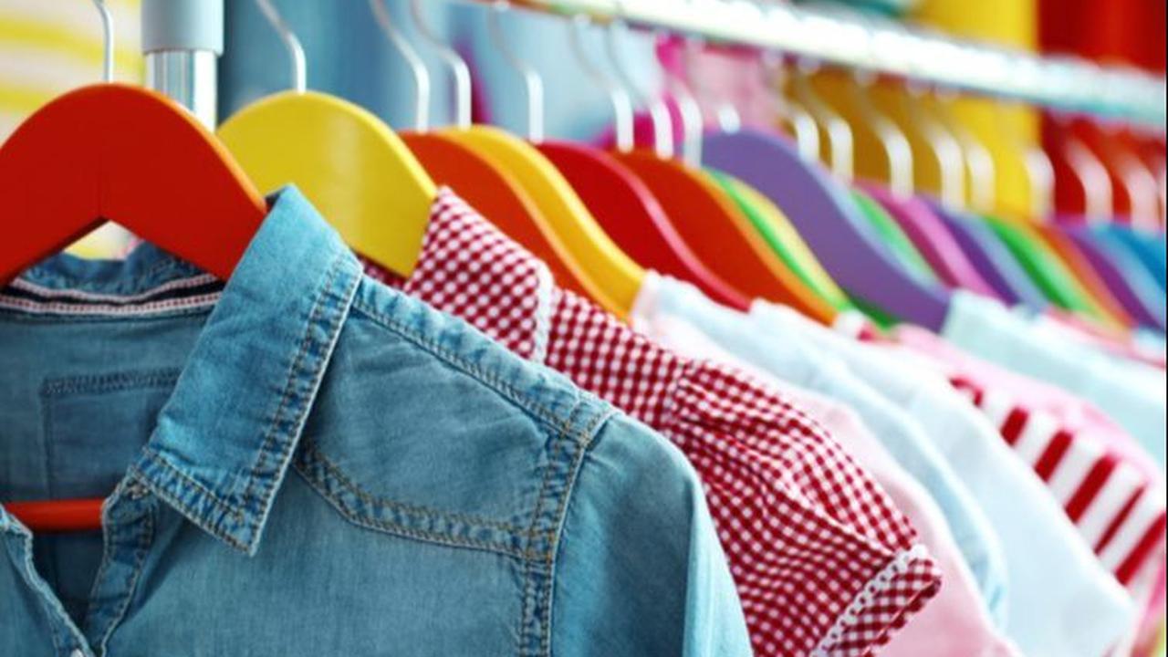 3. Gunakan&nbsp;Pakaian yang Nyaman dan Menyerap Keringat