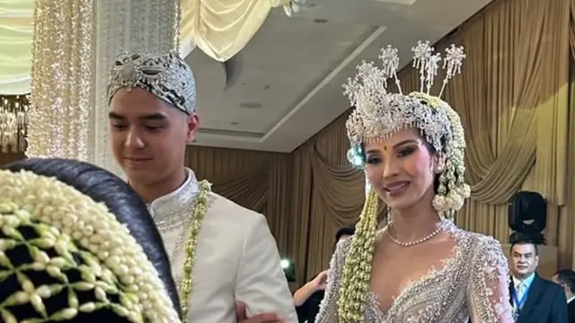 Potret Anggun Alyssa Daguise Sebagai Pengantin Sunda, Cantiknya Manglingi Meski Berwajah Bule