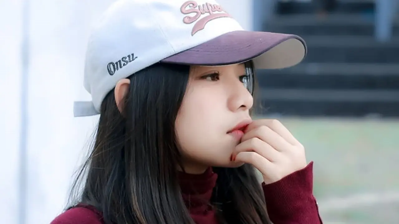 6 Potret Terbaru Chetryn Peto Kakak Betrand Peto, Cantik Bak Idol Korea